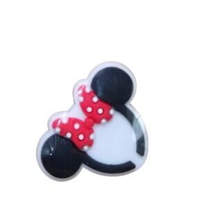 🎉[FREE WITH $25+ PURCHASE] Minnie Crocs Pin Charm
